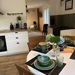 Renove En Bordure De Foret Semesterbostad *