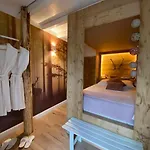 Renove En Bordure De Foret Laveline