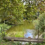 Renove En Bordure De Foret Semesterbostad