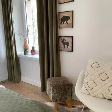 Renove En Bordure De Foret Laveline