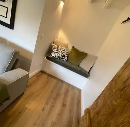 Renove En Bordure De Foret Laveline